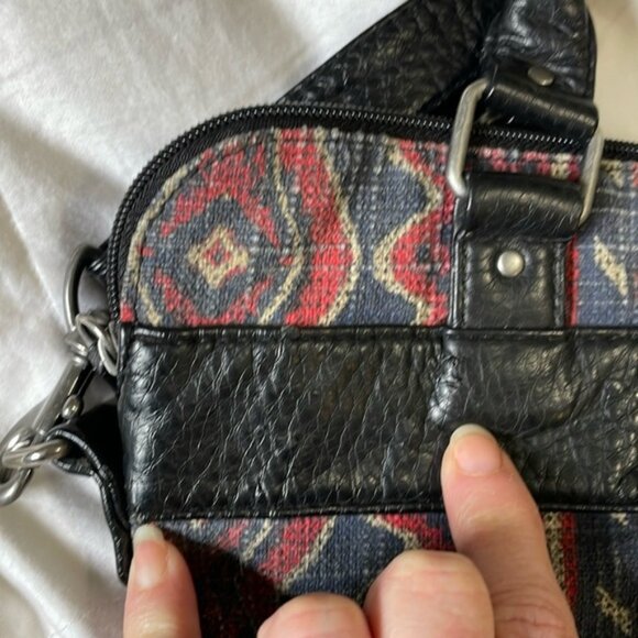 Volcom Destination Tote Blue & Red Geometric Design Crossbody Bag - Picture 11 of 16